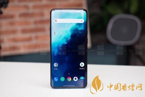 OnePlus8Pro和iPhone11對比測評-哪款更好？